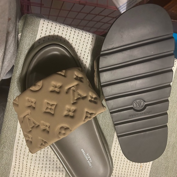 Army green Monogram Slides - Picture 3 of 3